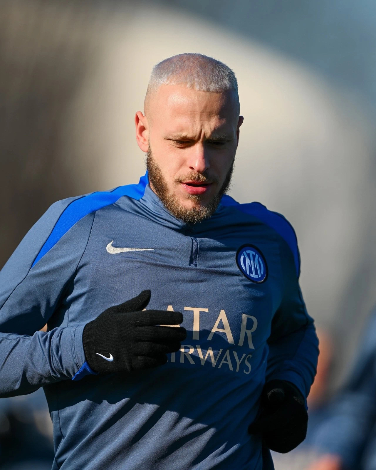 满冠体育下载-赛地聚焦——英超窗口期热度飙升，底特律活塞回应争议，引发热议，球探报告显示潜力(英超比分查询)